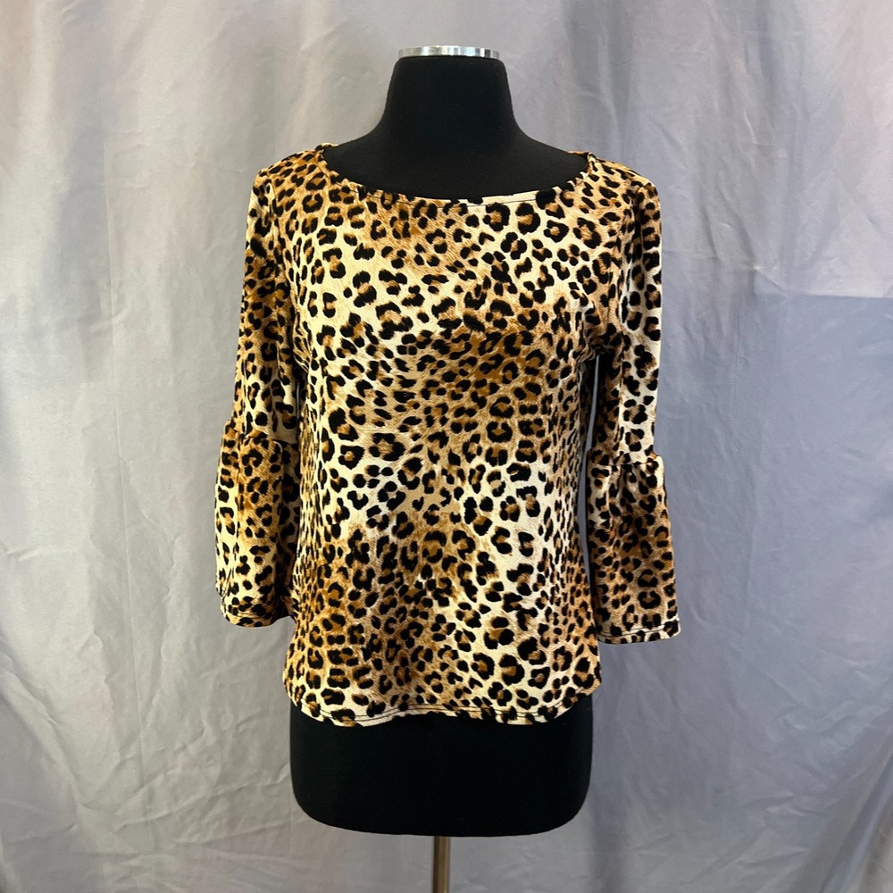 Green Envelope Blouse Top Womens Small Multicolor Leopard Print Flared Sleeve